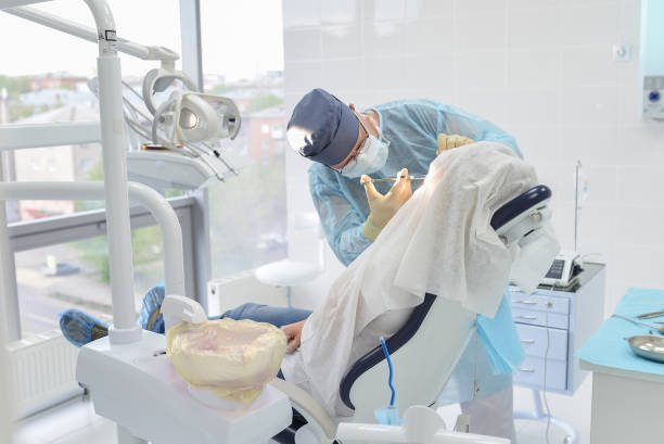 Best Emergency Tooth Extraction in Lesslie, SC